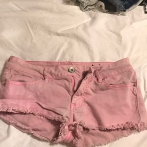 Bullhead short shorts